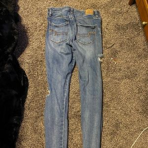 American Eagle Size 2 Short Jeans
